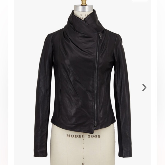 Vince Jackets & Blazers - Vince Black Leather Scuba Jacket Sz L‎